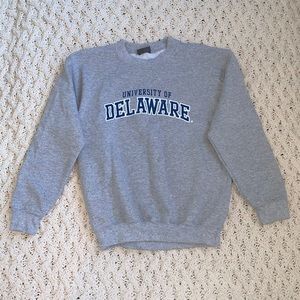UNIVERSITY OF DELAWARE SWEATSHIRT